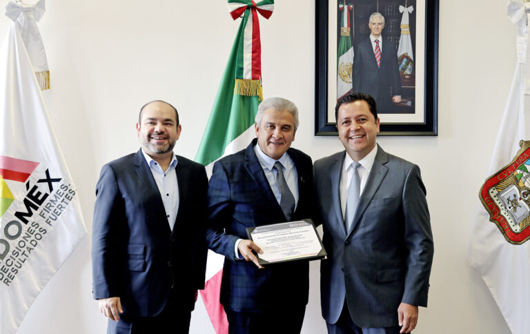 Entrega GEM Reconocimiento De Validez Oficial A Seis Escuelas Capital