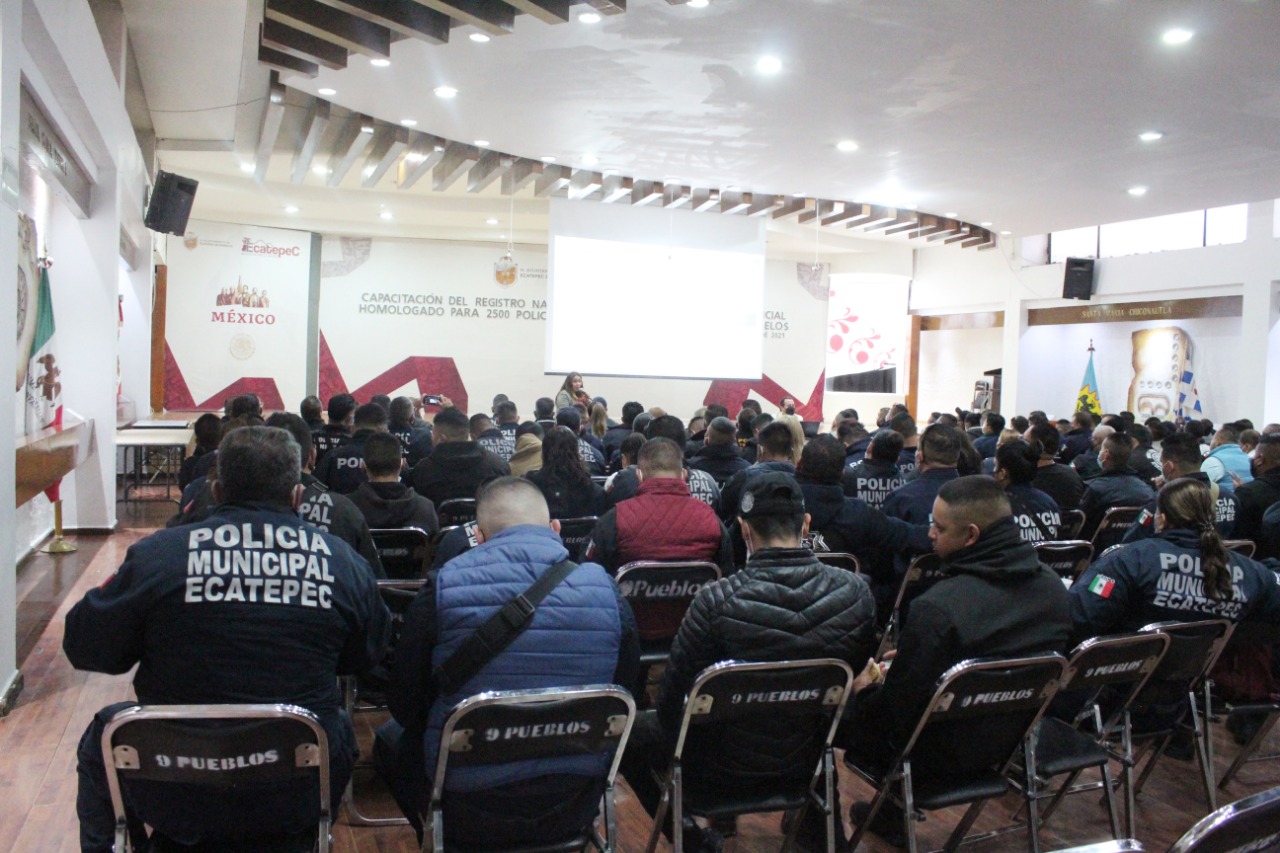 Se Capacitan Policías Y Oficiales Conciliadores En Protocolos De Detención Capital Estado De 4088